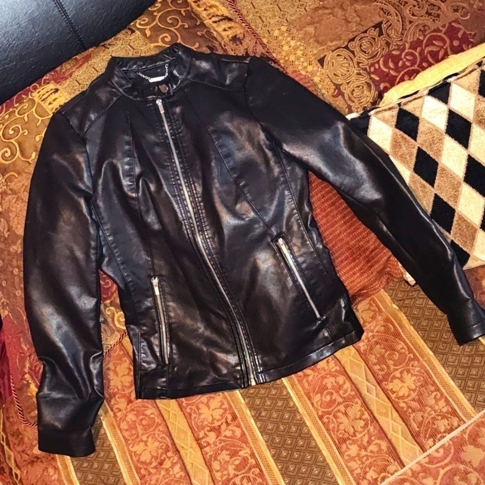 A.N.A. vegan leather  🖤 black moto jacket sz. Small